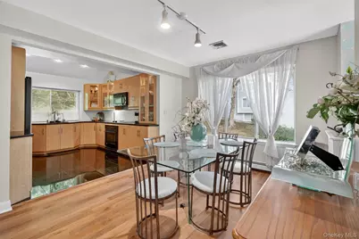 103 Norfolk Court, Yorktown Heights, NY 10598 - Photo 9