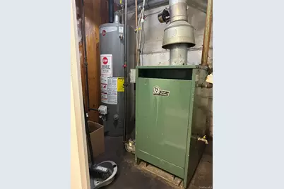 13410 Sutter Avenue, Ozone Park, NY 11420 - Photo 19