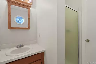 108 Sunfish Landing, Mohegan Lake, NY 10547 - Photo 29