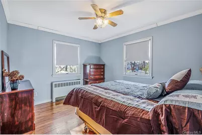 360 Arcadia Drive, West Islip, NY 11795 - Photo 13