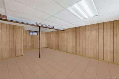 360 Arcadia Drive, West Islip, NY 11795 - Photo 19