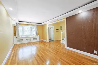 14456 Melbourne Avenue, Kew Gardens, NY 11367 - Photo 11