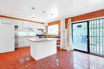 14456 Melbourne Avenue, Kew Gardens, NY 11367 - Photo 17