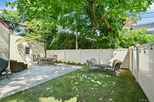 57 Hollywood Ct, Rockville Centre, NY 11570 - Photo 25