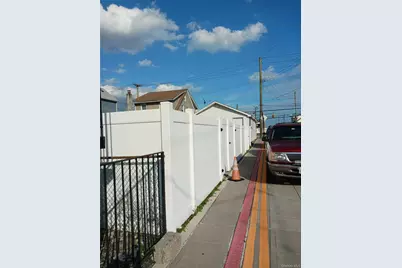 1317 Cross Bay Boulevard, Broad Channel, NY 11693 - Photo 7