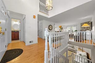 38 Windsor Gate Dr, North Hills, NY 11040 - Photo 11