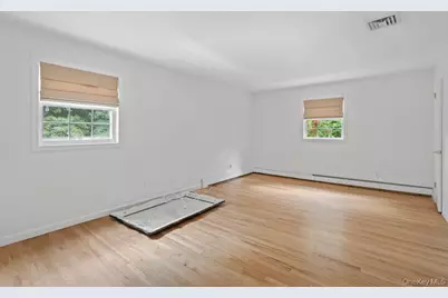 83 Shore Road, Mount Sinai, NY 11766 - Photo 19