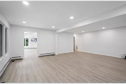 83 Shore Road, Mount Sinai, NY 11766 - Photo 11