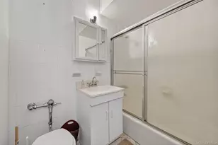 1874 Pelham Pkwy S, Bronx, NY 10461 - Photo 21