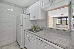 1874 Pelham Pkwy S, Bronx, NY 10461 - Photo 9