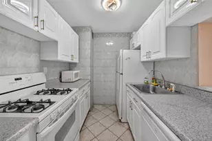 1874 Pelham Pkwy S, Bronx, NY 10461 - Photo 7