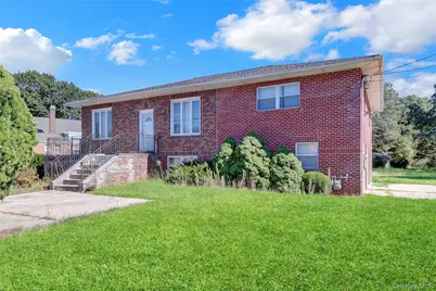 514 Sweet Hollow Road, Melville, NY 11747 - Photo 3