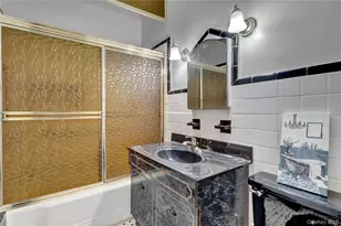 514 Sweet Hollow Rd, Melville, NY 11747 - Photo 15