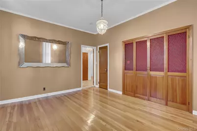 514 Sweet Hollow Road, Melville, NY 11747 - Photo 7