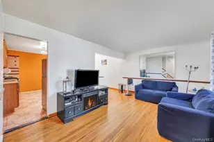 529 Clinton Ave, Rockville Centre, NY 11570 - Photo 7