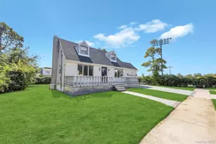 529 Clinton Ave, Rockville Centre, NY 11570 - Photo 3