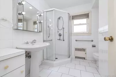 10 Cornell Place, East Rockaway, NY 11518 - Photo 17