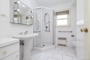 10 Cornell Pl, East Rockaway, NY 11518 - Photo 17