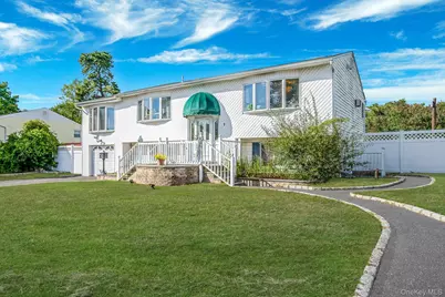 1 Winthrop Street, Islip, NY 11751 - Photo 1