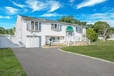 1 Winthrop Street, Islip, NY 11751 - Photo 3