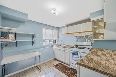 1 Winthrop Street, Islip, NY 11751 - Photo 17