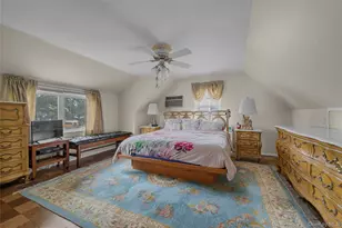 25 Campbell St, New Hyde Park, NY 11040 - Photo 15