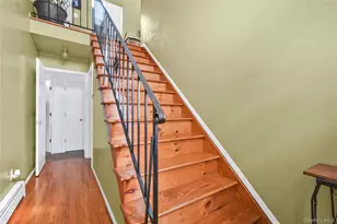 402 Clinton Ave, Rockville Centre, NY 11570 - Photo 3