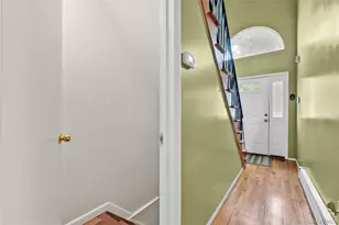 402 Clinton Ave, Rockville Centre, NY 11570 - Photo 13