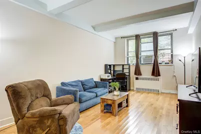 67-35 Yellowstone Boulevard #1J, Forest Hills, NY 11375 - Photo 5