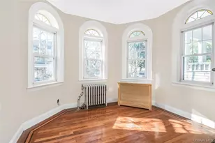 115 E 235th St, Bronx, NY 10470 - Photo 7