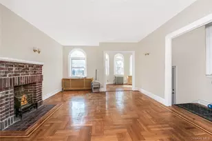 115 E 235th St, Bronx, NY 10470 - Photo 9