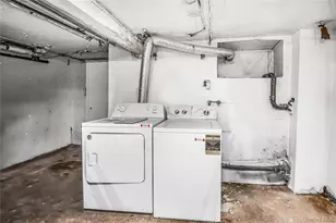 115 E 235th St, Bronx, NY 10470 - Photo 19