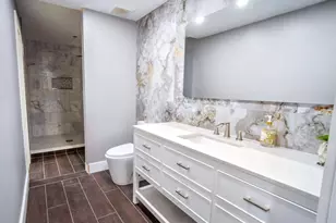 18 Durham Dr, Dix Hills, NY 11746 - Photo 13