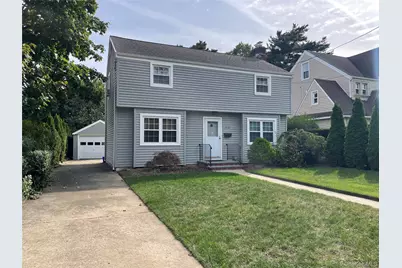 712 De Mott Ave Avenue, Baldwin, NY 11510 - Photo 1