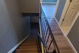 197 Hill Cir, Calverton, NY 11933 - Photo 9