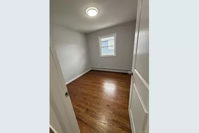 399 Hawthorne Avenue, Uniondale, NY 11553 - Photo 9