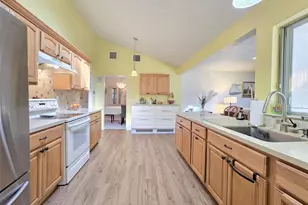 8 Gary Pl, Selden, NY 11784 - Photo 7