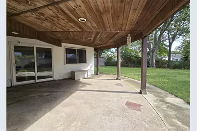 8 Gary Place, Selden, NY 11784 - Photo 19