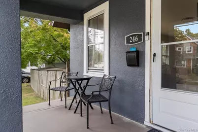 246 Locust Avenue, Babylon, NY 11702 - Photo 3