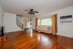 10 Linden St, Malverne, NY 11565 - Photo 3