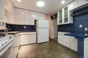 10 Linden St, Malverne, NY 11565 - Photo 7