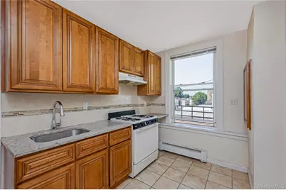 1872 W 9th Street, Brooklyn, NY 11223 - Photo 7