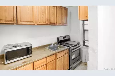 1075 Grand Concourse #1N, Bronx, NY 10452 - Photo 9
