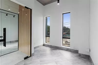 1508 Stillwell Avenue, Bronx, NY 10461 - Photo 19