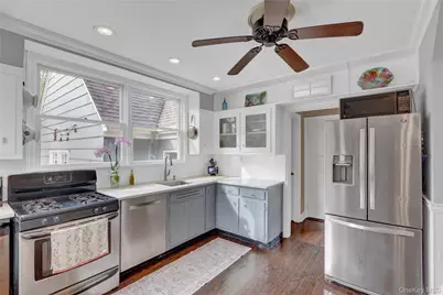 102 Shinnecock Avenue, Massapequa, NY 11758 - Photo 7