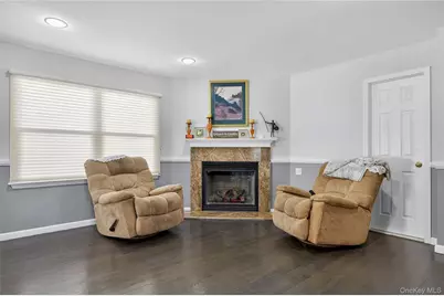 2501 Lancaster Street, East Meadow, NY 11554 - Photo 11