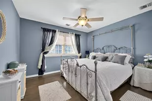 2501 Lancaster St, East Meadow, NY 11554 - Photo 19