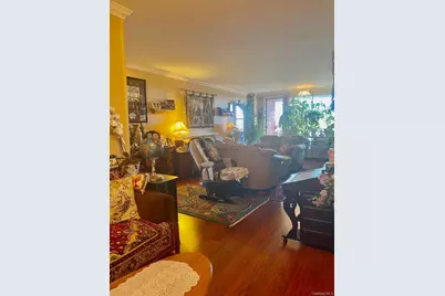 61-20 Grand Central Parkway #C705, Forest Hills, NY 11375 - Photo 11