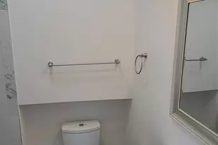 83 Kraemer St, Hicksville, NY 11801 - Photo 21