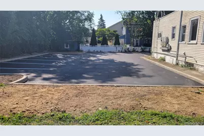 83 Kraemer Street, Hicksville, NY 11801 - Photo 29